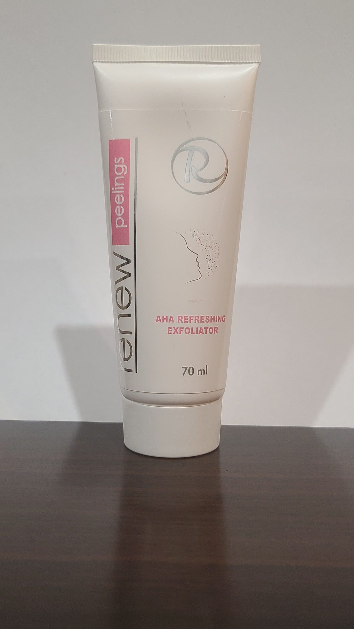Renew AHA Refreshing exfoliator Освіжаючий ексфоліатор з кислотами AHA, 70мл + пробнік в подарунок!